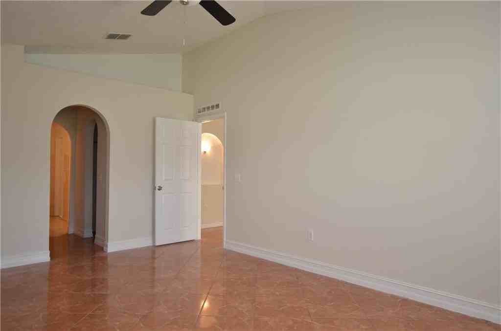 8846 104th Ave - Photo 7 of 8