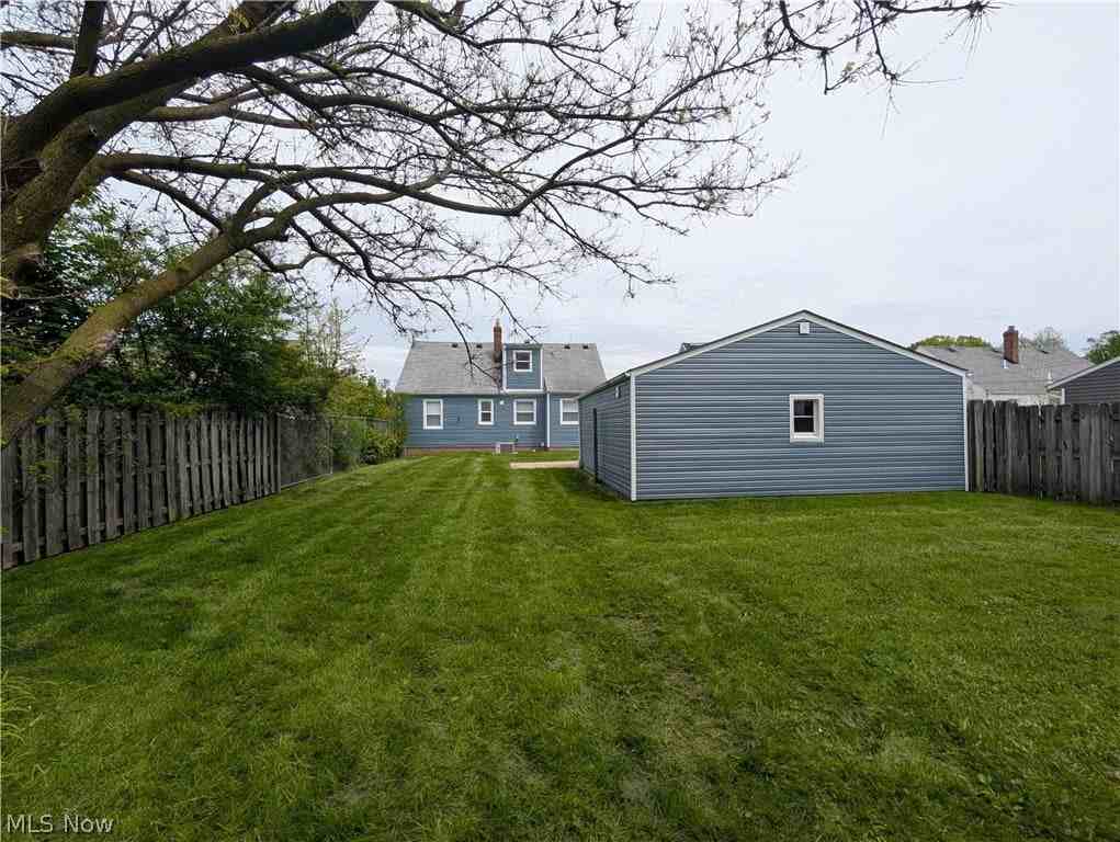 1678 Byron Dr - Photo 5 of 15