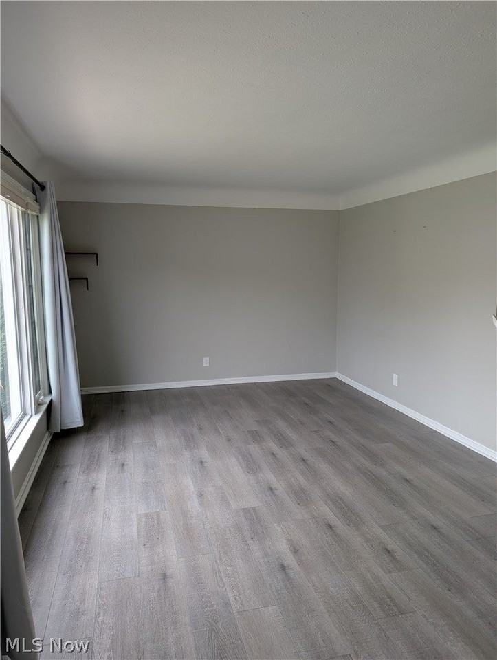 1678 Byron Dr - Photo 6 of 15