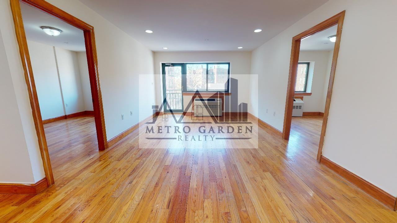 84-14 143rd Street #PH2 - Photo 4 of 19