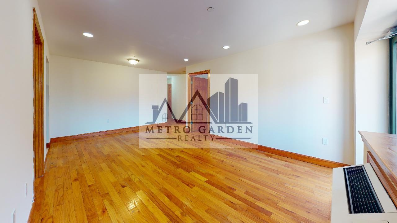 84-14 143rd Street #PH2 - Photo 2 of 19