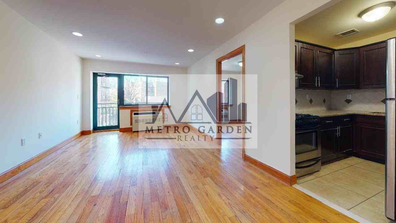 84-14 143rd Street #PH2 - Photo 5 of 19