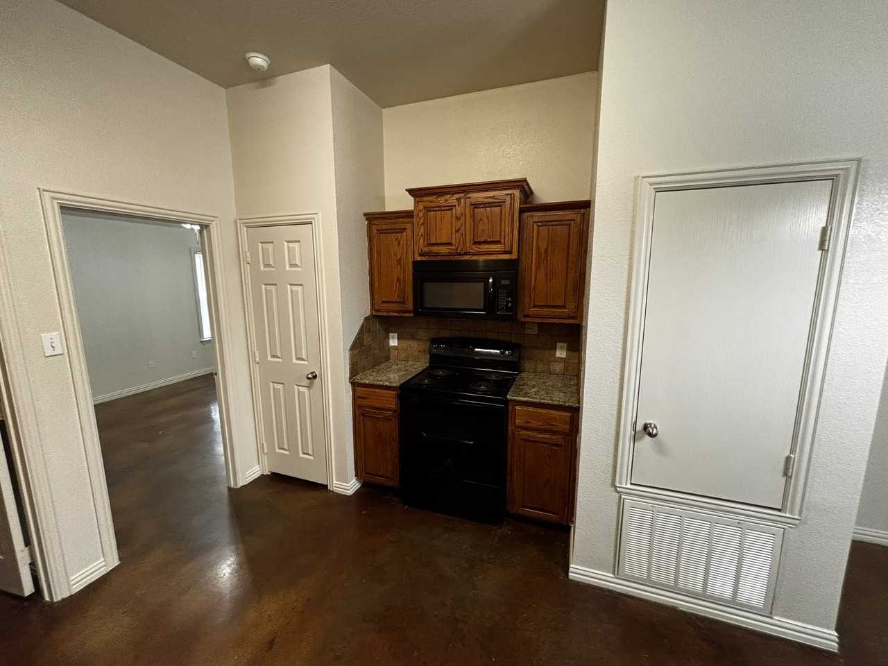 507 East Zenith Avenue #A - Photo 5 of 25