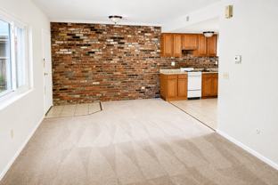 285 MOON CLINTON ROADAPT 4 #4 - Photo 1 of 1