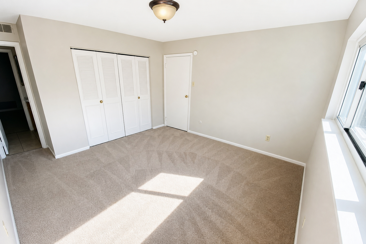 285 MOON CLINTON ROADAPT 4 #4 - Photo 5 of 7