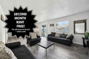 featured image of 2714 Ridgewood Ave