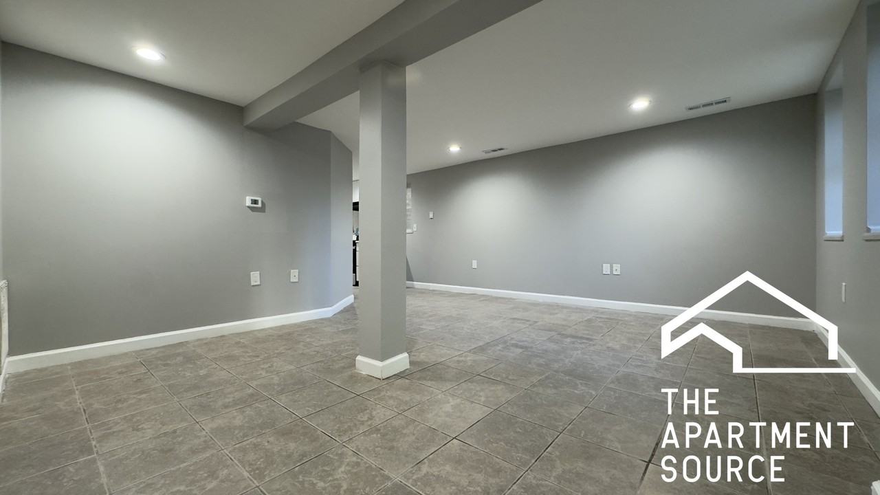 2712 W Belden Ave #B - Photo 4 of 13