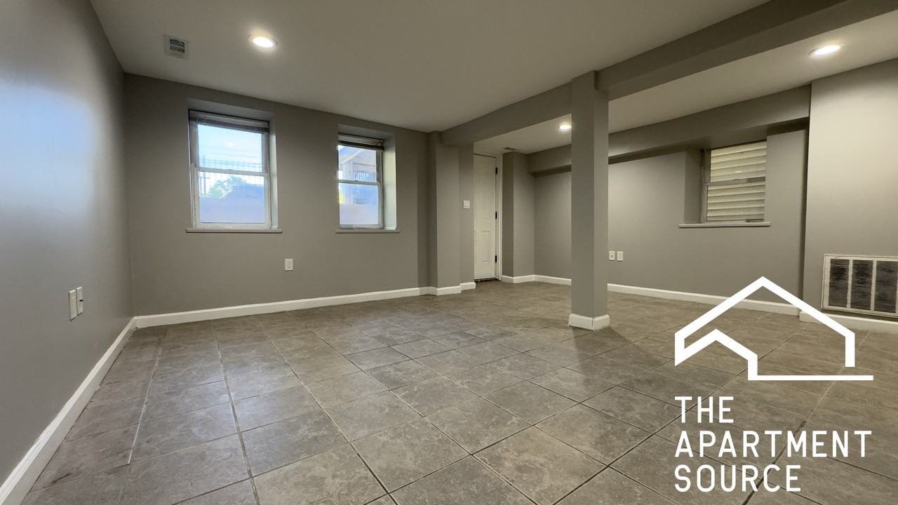 2712 W Belden Ave #B - Photo 5 of 13
