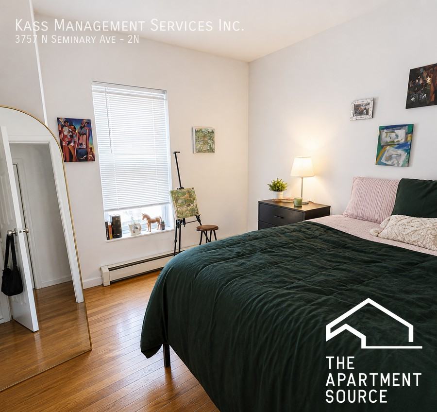 3755 N Seminary Ave #2S - Photo 6 of 7