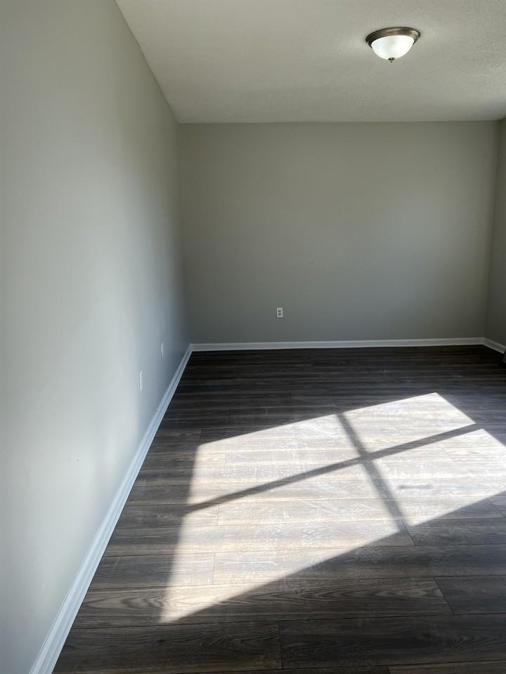 418 Hall Aly #A - Photo 2 of 12