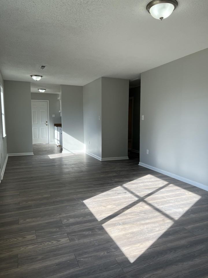 418 Hall Aly #A - Photo 3 of 12