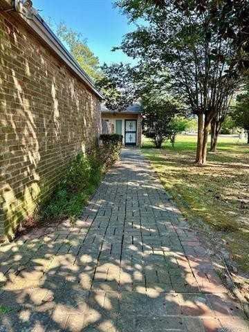 1903 W 42nd Ave #1 - Photo 2 of 25