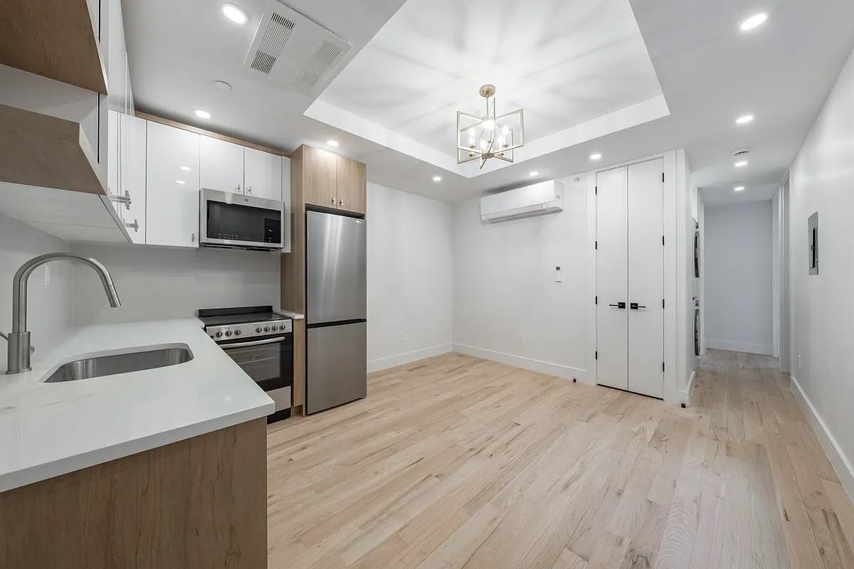 376 Montgomery Street #4 - Photo 2 of 6