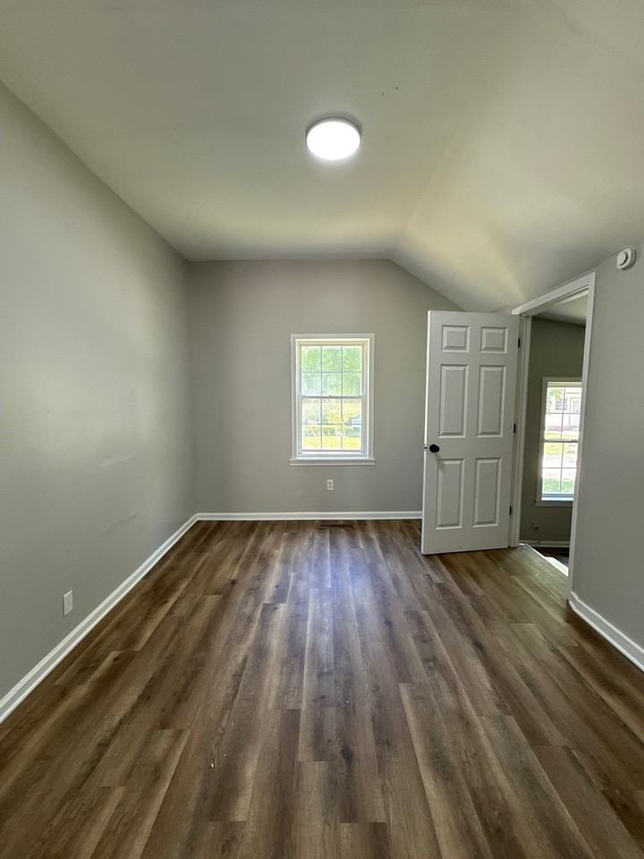 812 Cobb Circle Brownsville TN #1 - Photo 4 of 8