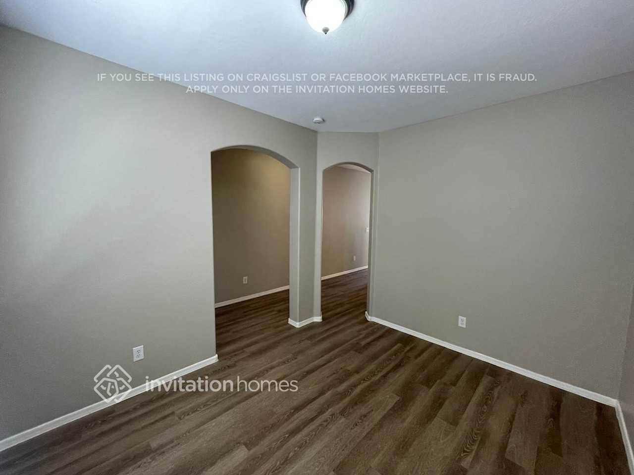 9042 W Toronto Way - Photo 5 of 19