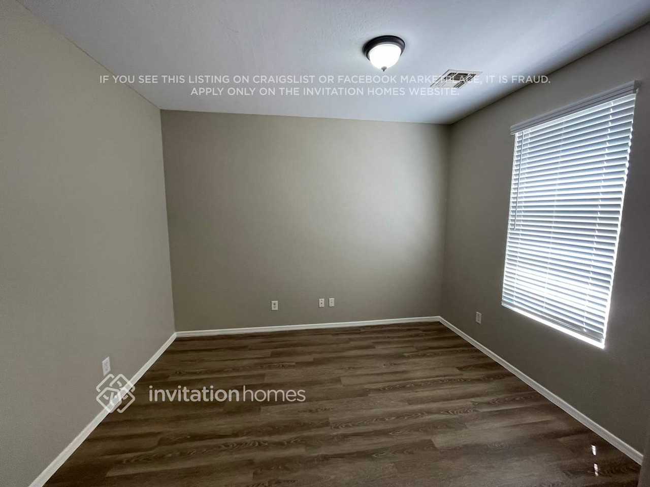 9042 W Toronto Way - Photo 6 of 19