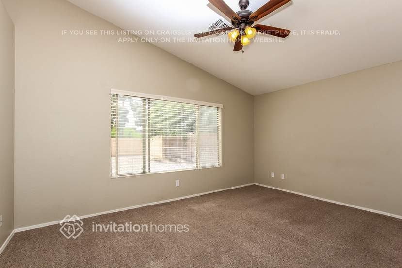 14761 W Lucas Ln - Photo 6 of 16