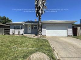 featured image of 7218 2nd St