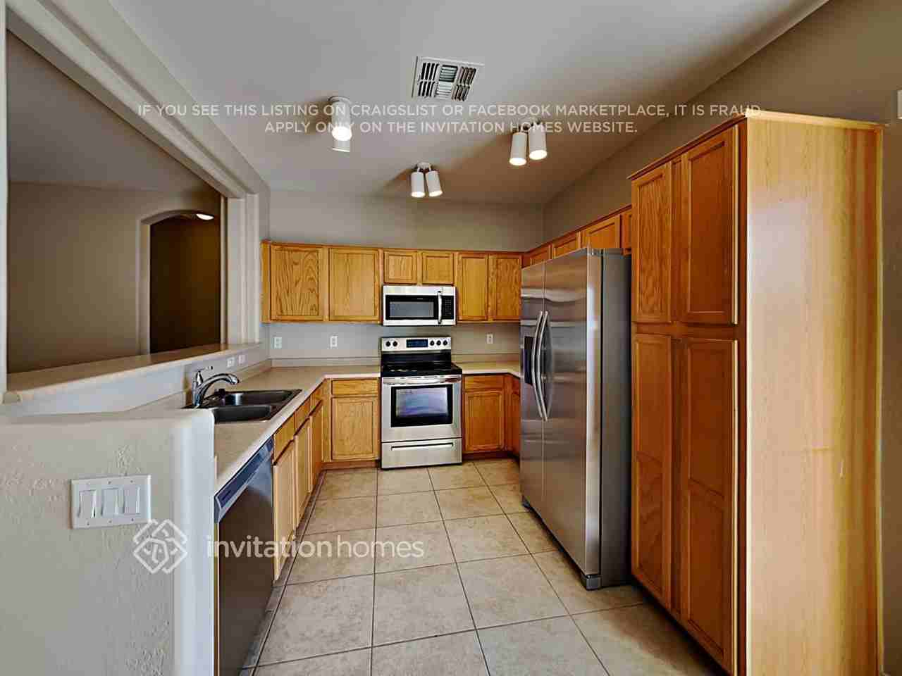 15439 W Port Au Prince Ln - Photo 6 of 17