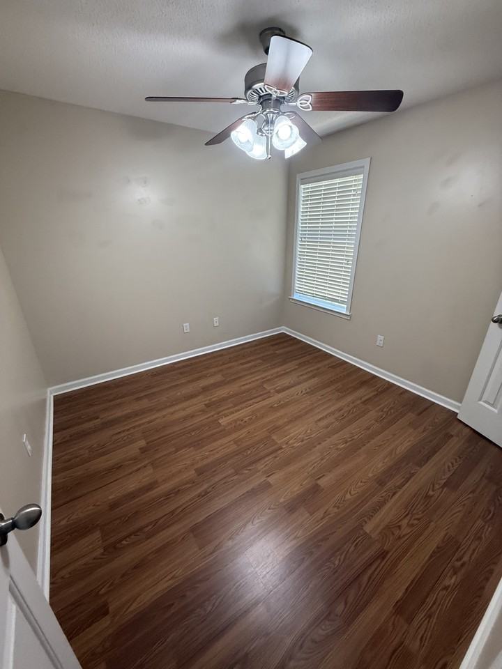 210 S Idlewild Path #1 - Photo 5 of 23