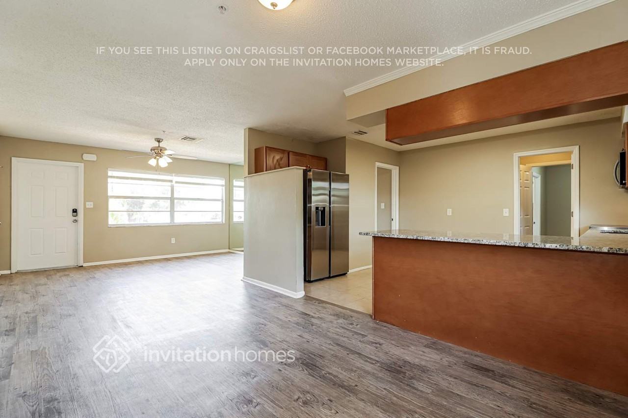 992 Union St - Photo 7 of 17