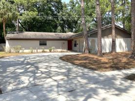 8001 W Pocahontas Ave - Photo 1 of 1