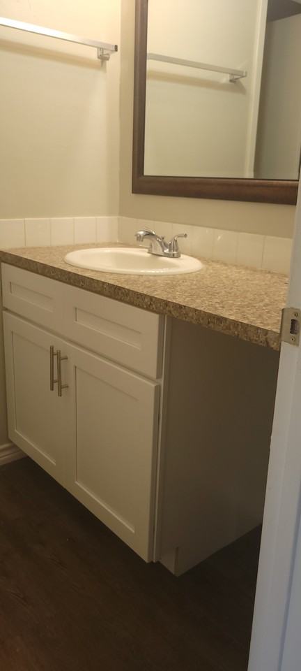208 Northcross St - Photo 6 of 13