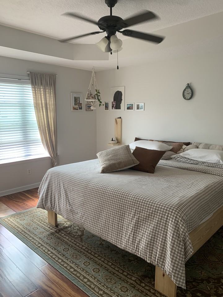 209 Joshua Circle - Photo 6 of 9