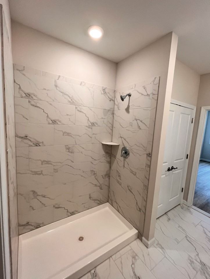411 Tower Ridge Cir #411 - Photo 5 of 16