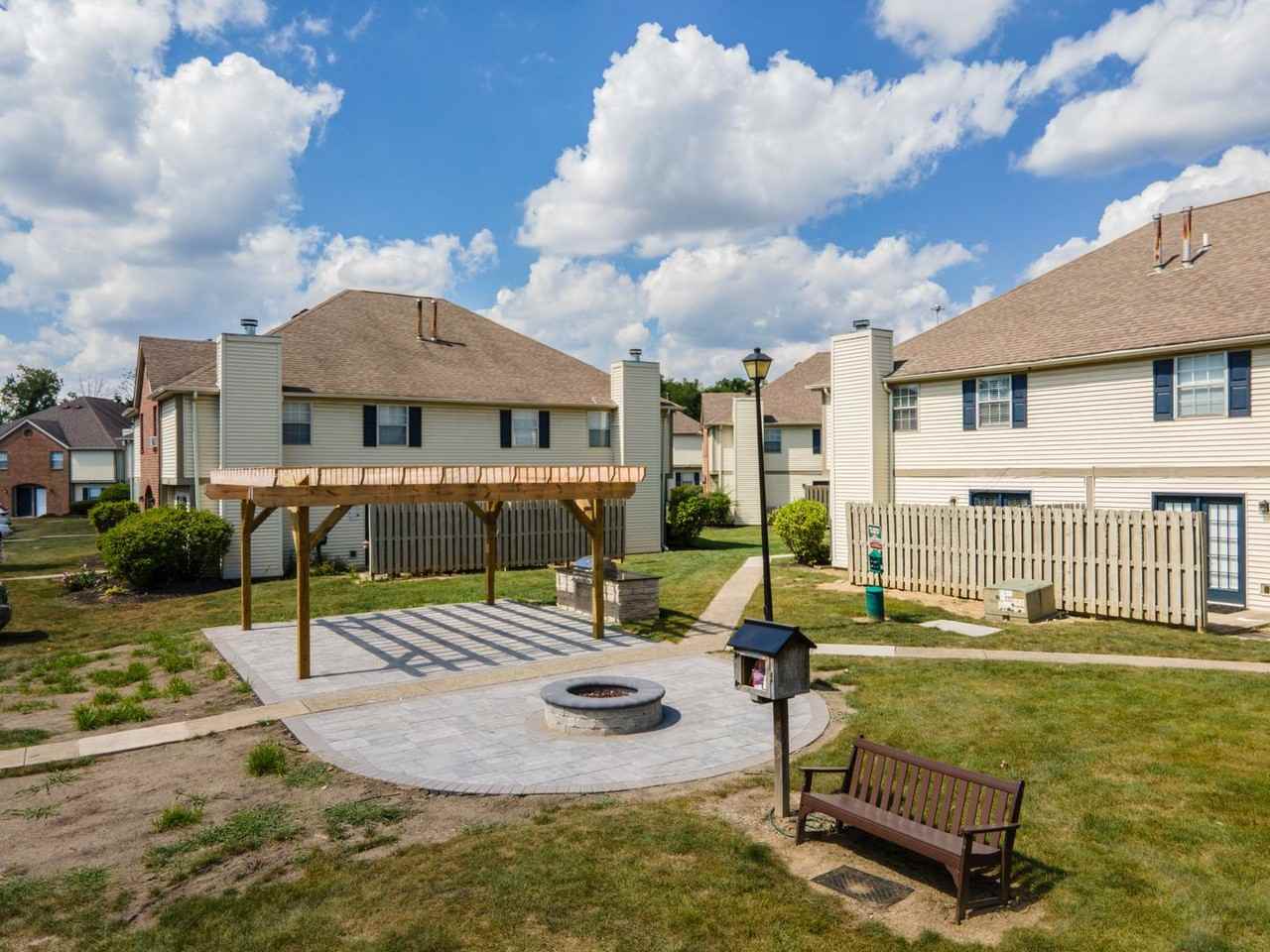 TOWNHOMES AT MCNAUGHTEN - Photo 7 of 25