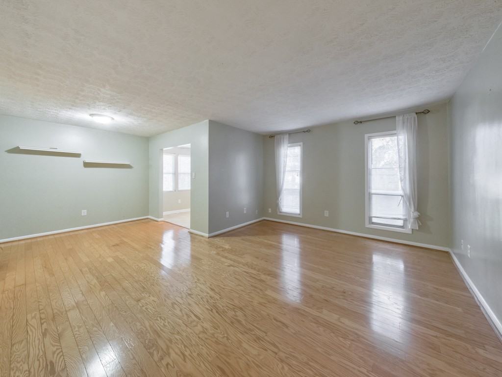 5155 Roswell Rd #1 - Photo 5 of 25