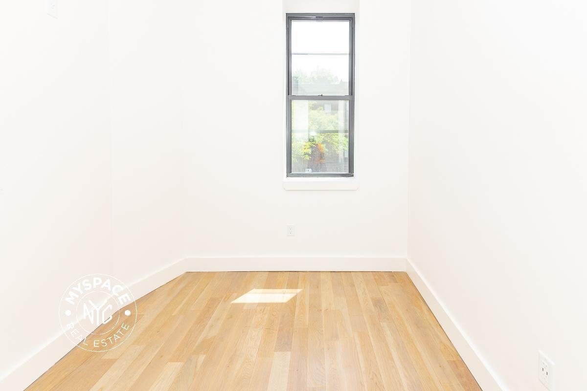 709 Sterling Pl #1F - Photo 4 of 7