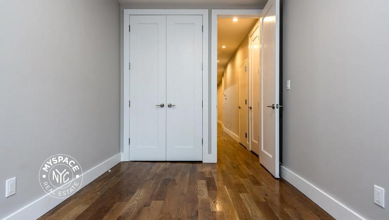 107 Skillman Ave #1L - Photo 4 of 14