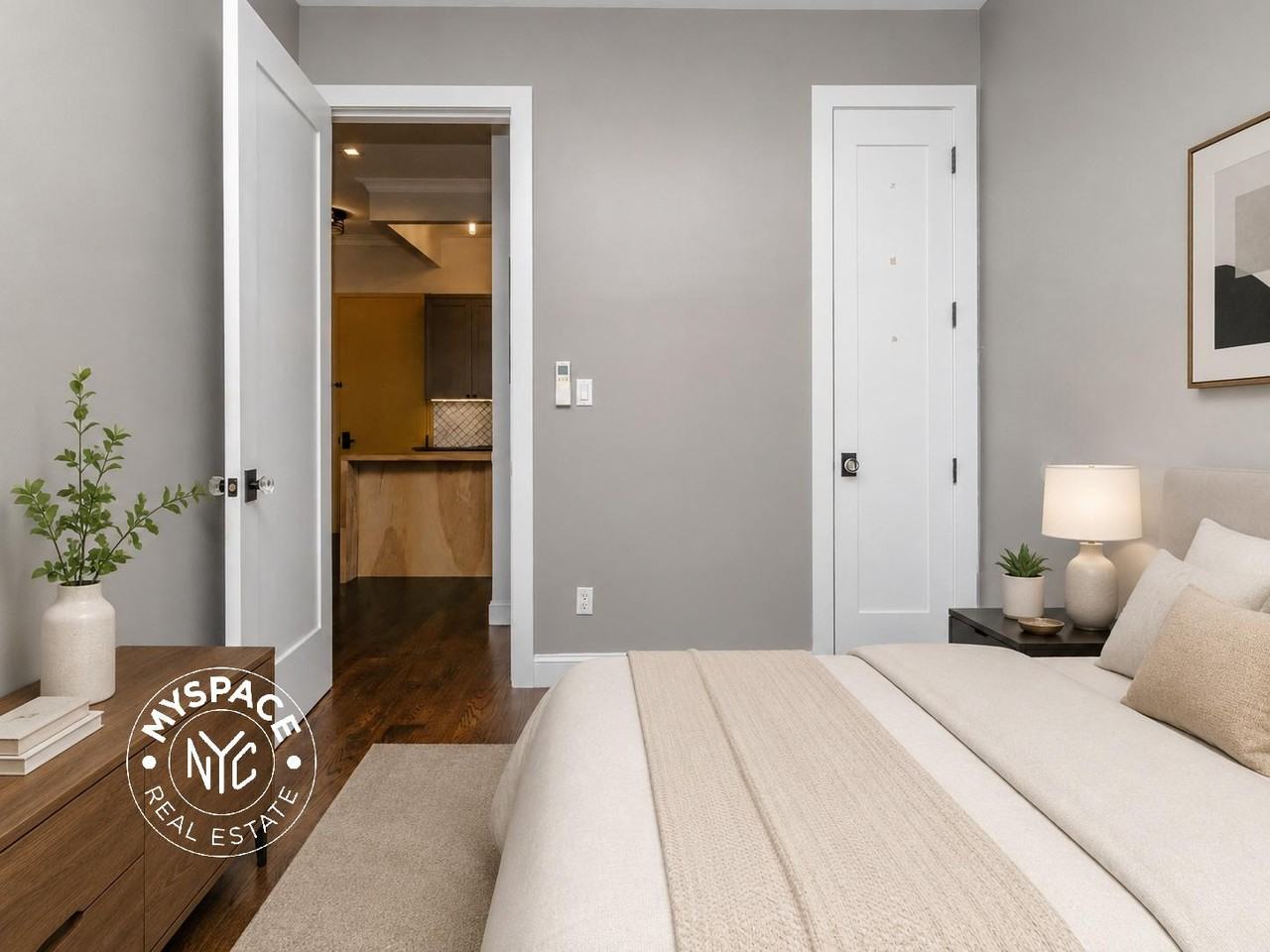 6080 Myrtle Ave #3c - Photo 7 of 8