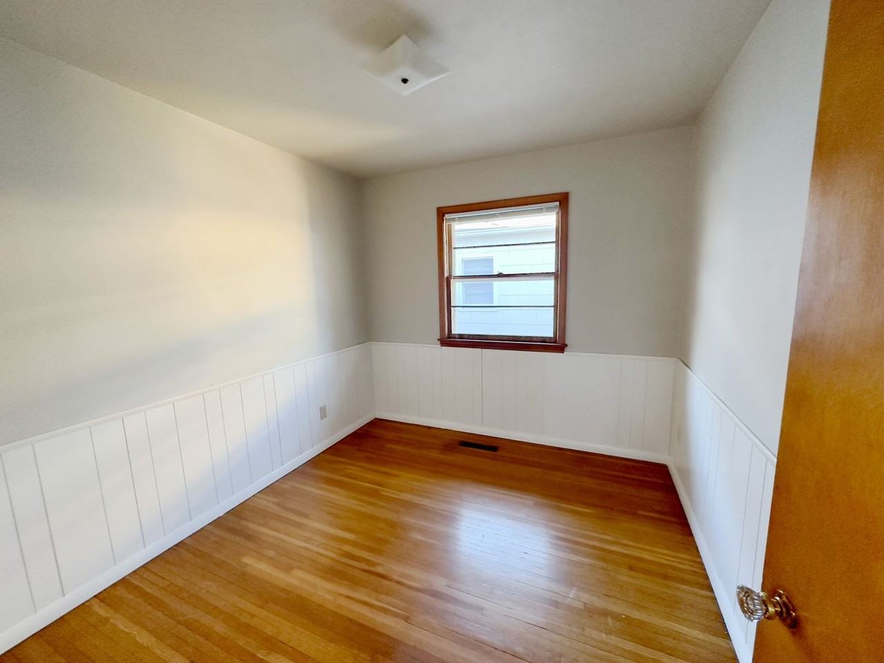 1718 S 7th Ave - Photo 6 of 9