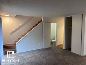 King Manor in Milwaukie - Photo 1 of 1
