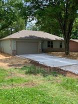 2028 S Lone Pine Ave - Photo 1 of 1