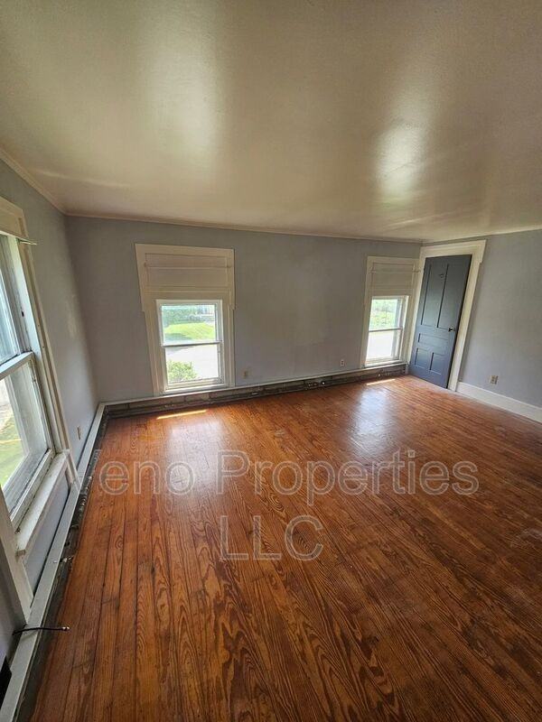 21 Washington St #25 - Photo 4 of 10