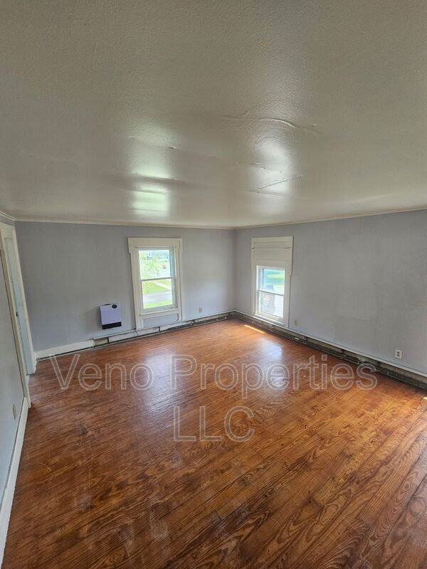 21 Washington St #25 - Photo 7 of 10