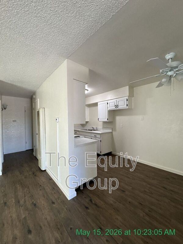 1426 W Elowin Ave - Photo 5 of 24