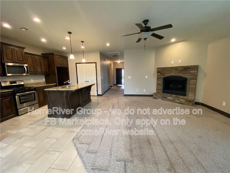 9409 Nw 89th St - Photo 2 of 19
