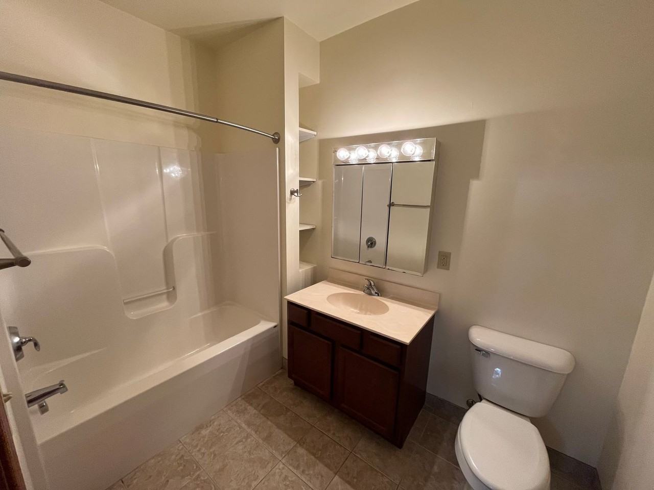 Granite Ridge Apartments LLC - Photo 6 of 7