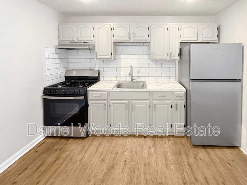 5538 Walton Ave - Photo 5 of 16