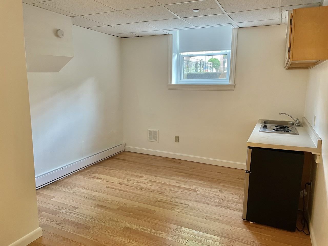 405 Beacon Street #A - Photo 2 of 4