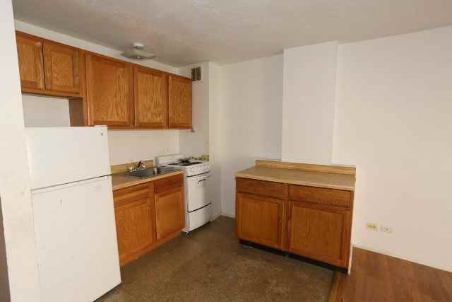 7333 N Ridge Blvd #112 - Photo 2 of 16