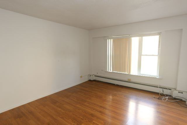 7333 N Ridge Blvd #112 - Photo 6 of 16