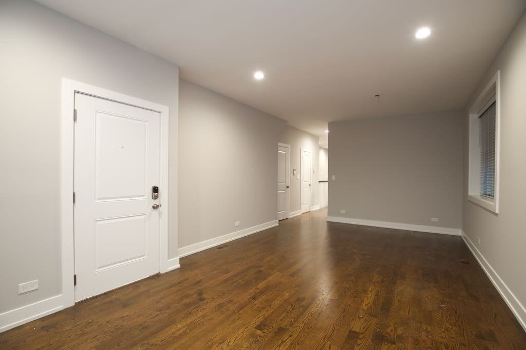 1428 N Paulina St #1 - Photo 6 of 21