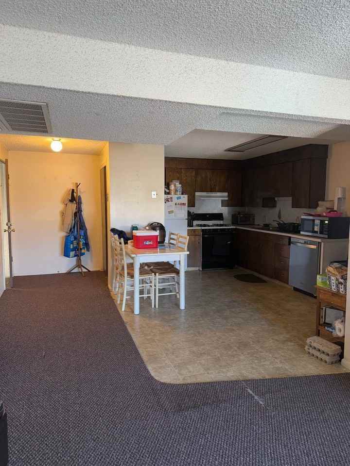 745 E 1350 S #7 - Photo 2 of 6
