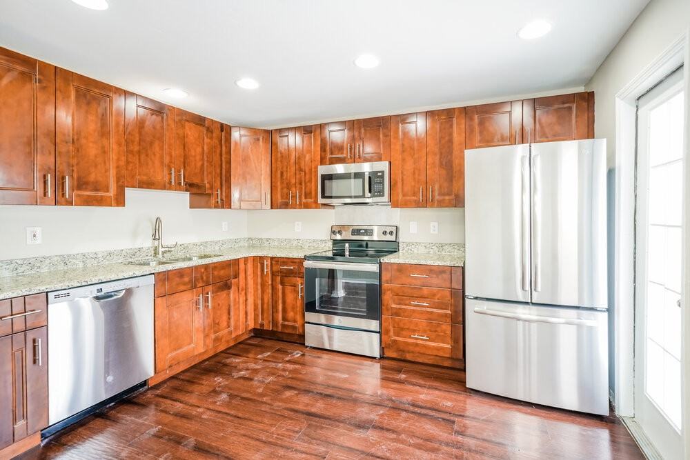 6023 Sand Key Ln - Photo 7 of 17