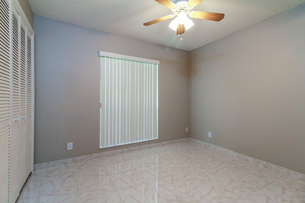 9811 Nw 23rd St - Photo 7 of 15